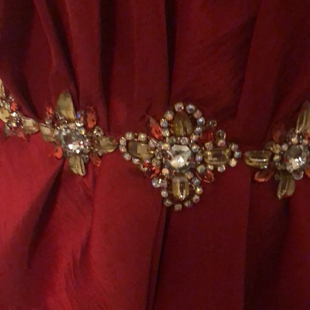 MacDuggal Couture Formal Dress - Picture 3 of 6